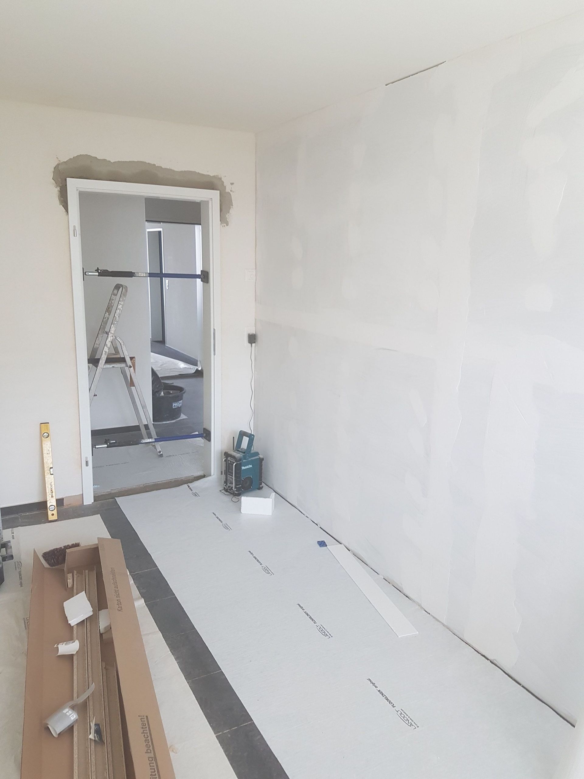 Neue Türe - M. Spangenberg – Ihr Kundenmaurer