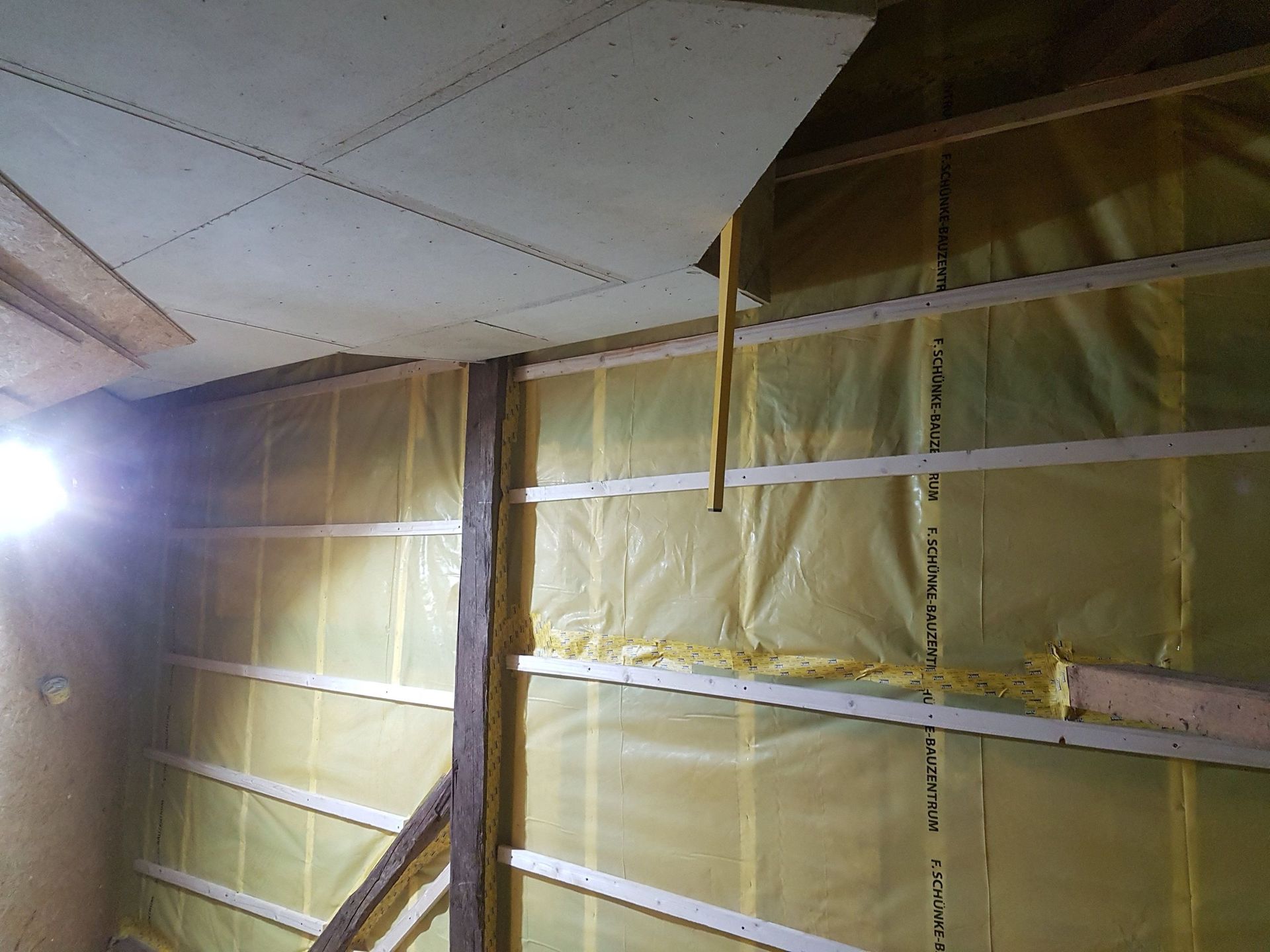 Ausbau Dachboden - M. Spangenberg – Ihr Kundenmaurer