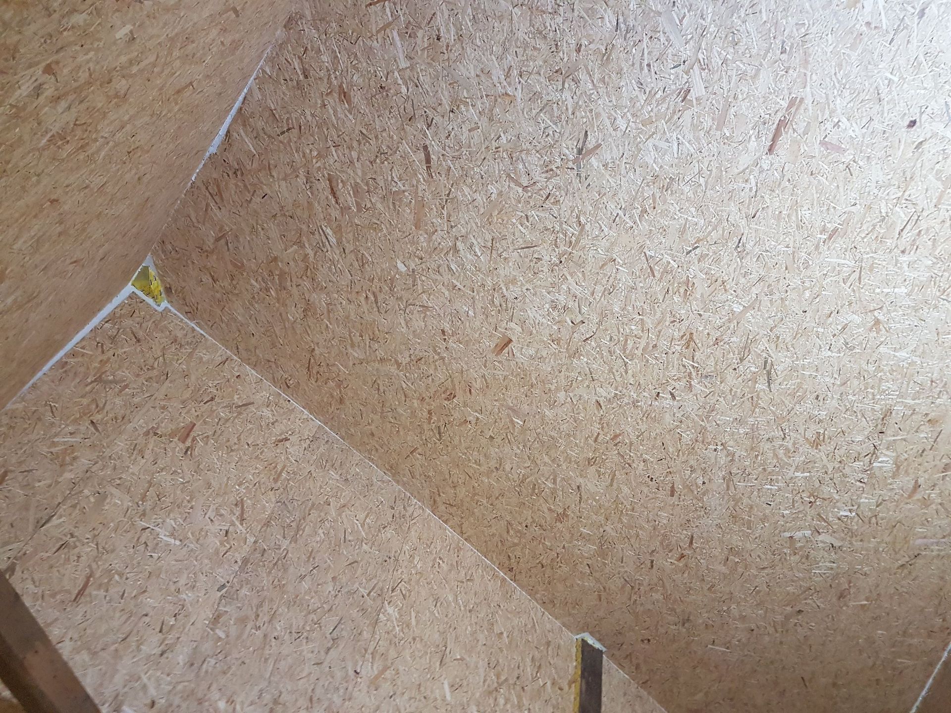 Kellerdecke abgehängt - M. Spangenberg – Ihr Kundenmaurer