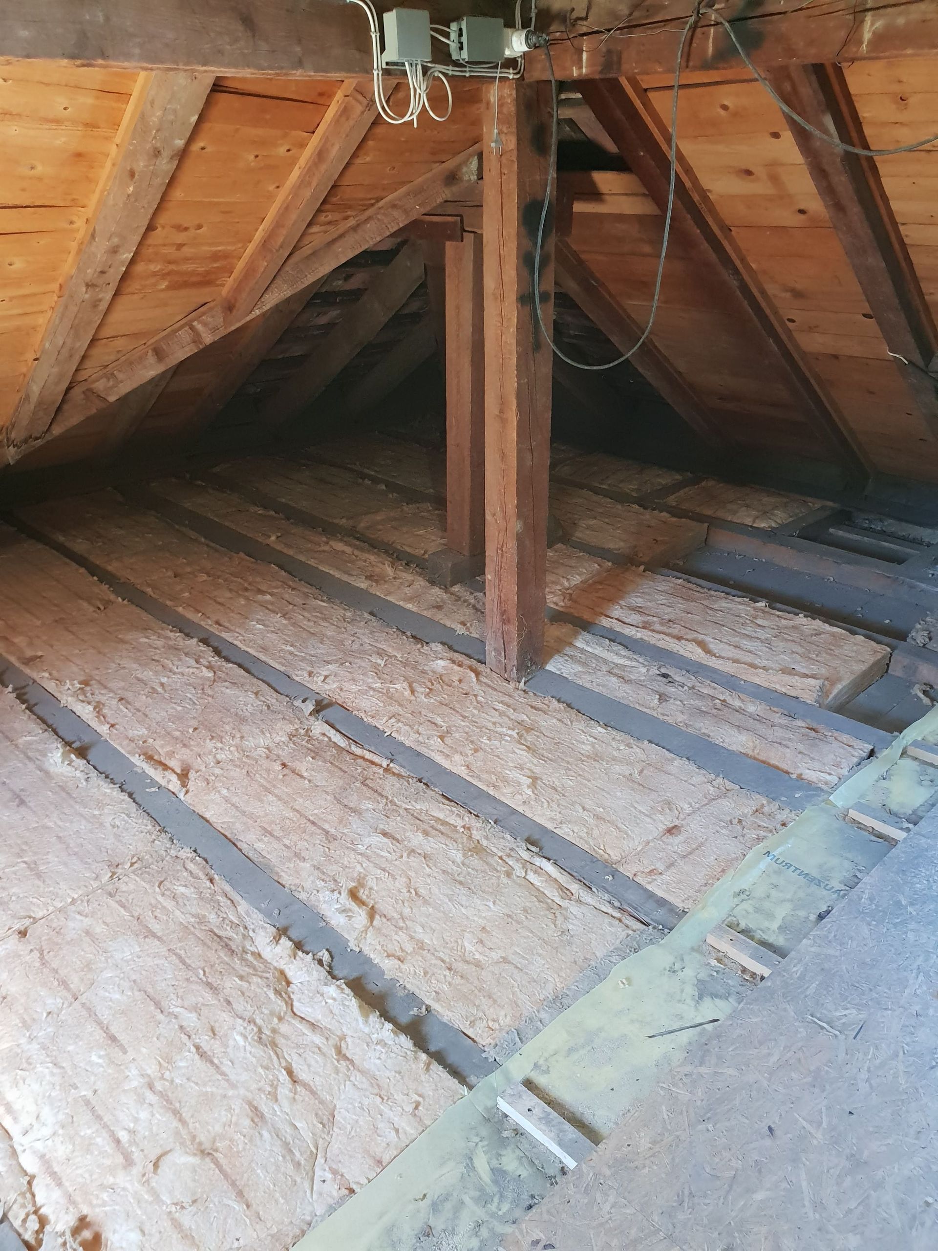 Neuaufbau Dachboden - M. Spangenberg – Ihr Kundenmaurer