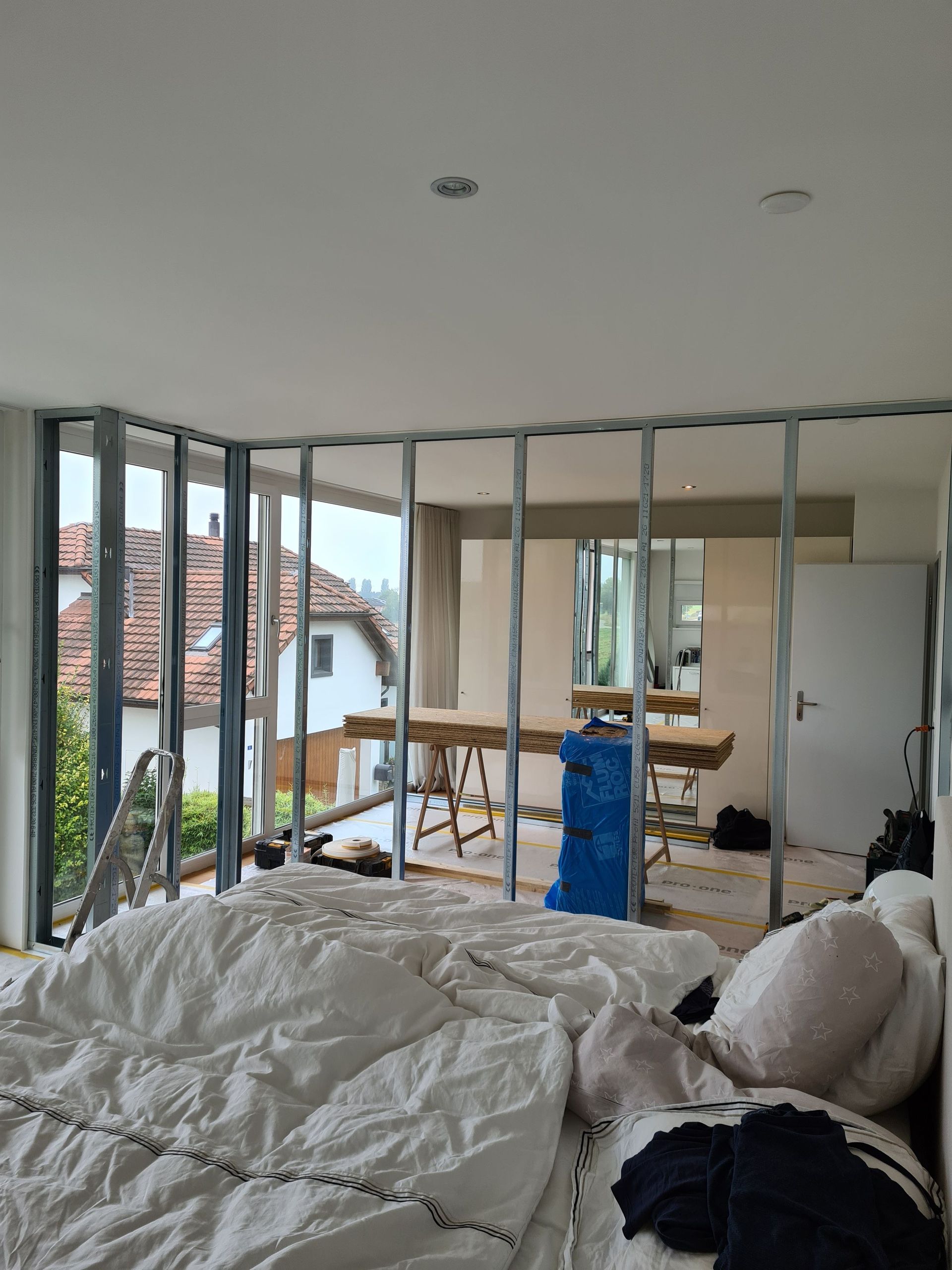 Zwischenwand / Raumteilung