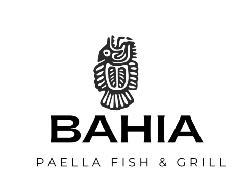 Logotipo de Bahia Paella Fish & Grill con un pez estilizado en color negro sobre el nombre del restaurante.