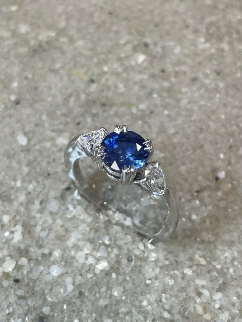 Bague avec saphir