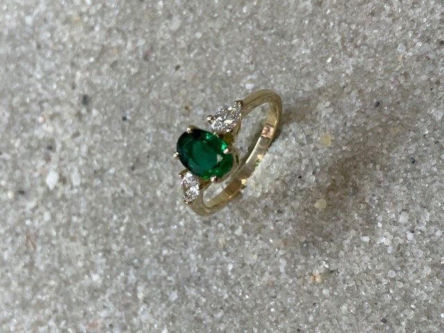 Création de joaillerie sur-mesure