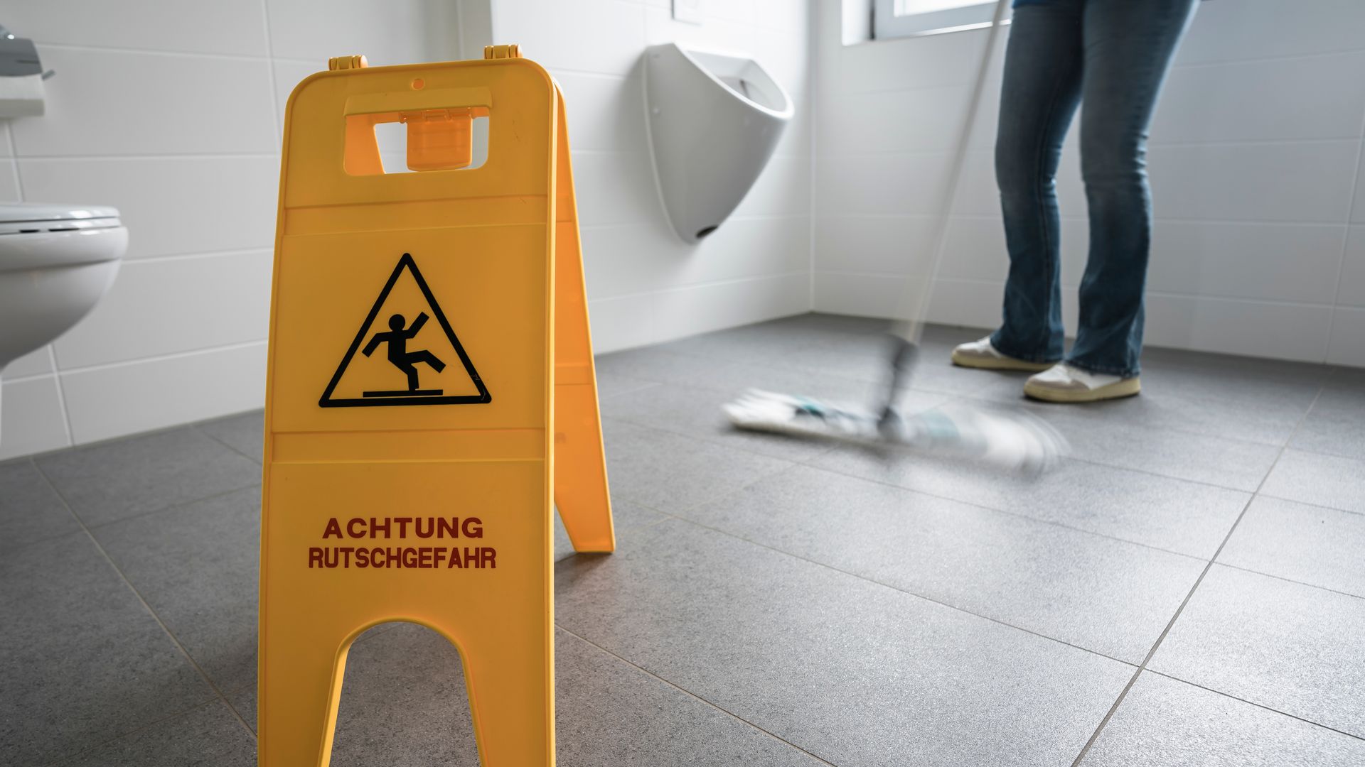 MAXI-HÖSTA Gebäudereinigung GmbH Bodenreinigung