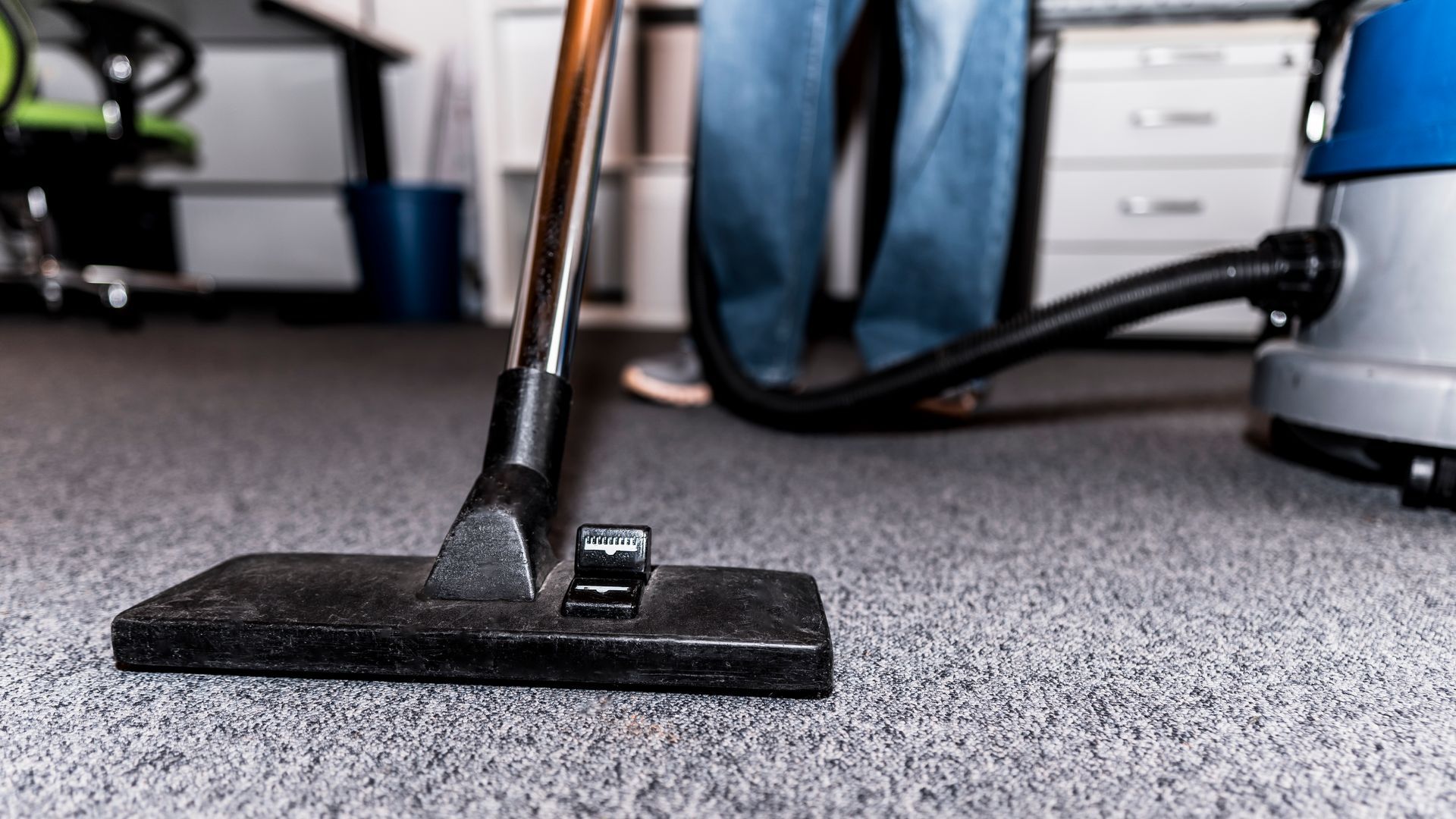 MAXI-HÖSTA Gebäudereinigung GmbH Teppichreinigung