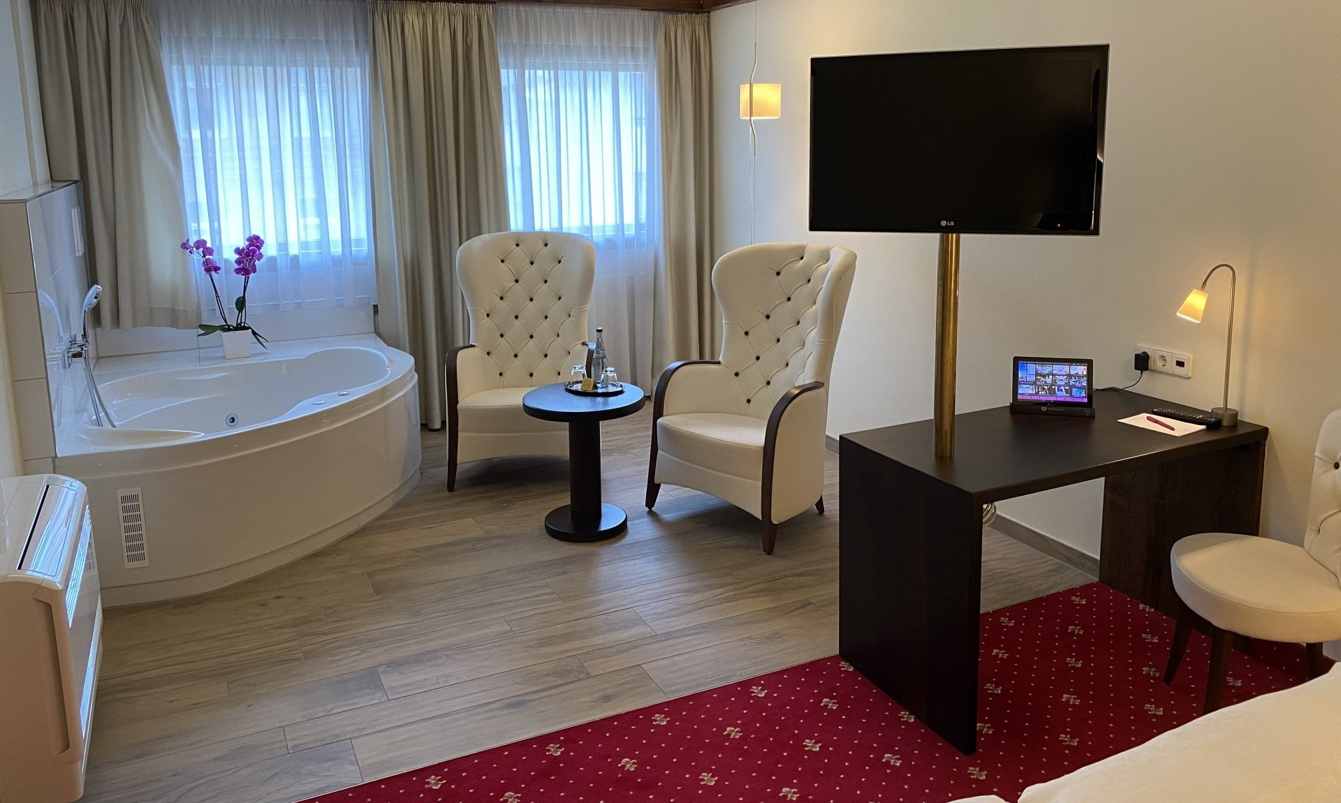 Juniorsuite mit Whirlpool