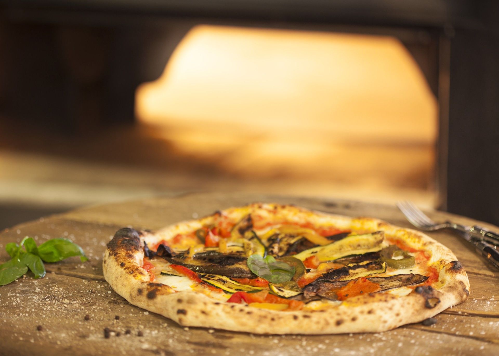 Döner King - Holzofen Pizza Emmendingen Holzofen-Pizzas - reservieren Sie einen Tisch.