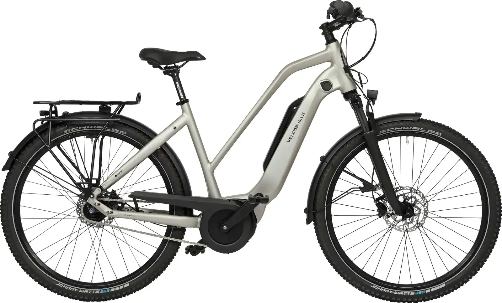Bicicleta eléctrica blanca con neumáticos negros y portaequipajes trasero sobre un fondo blanco.