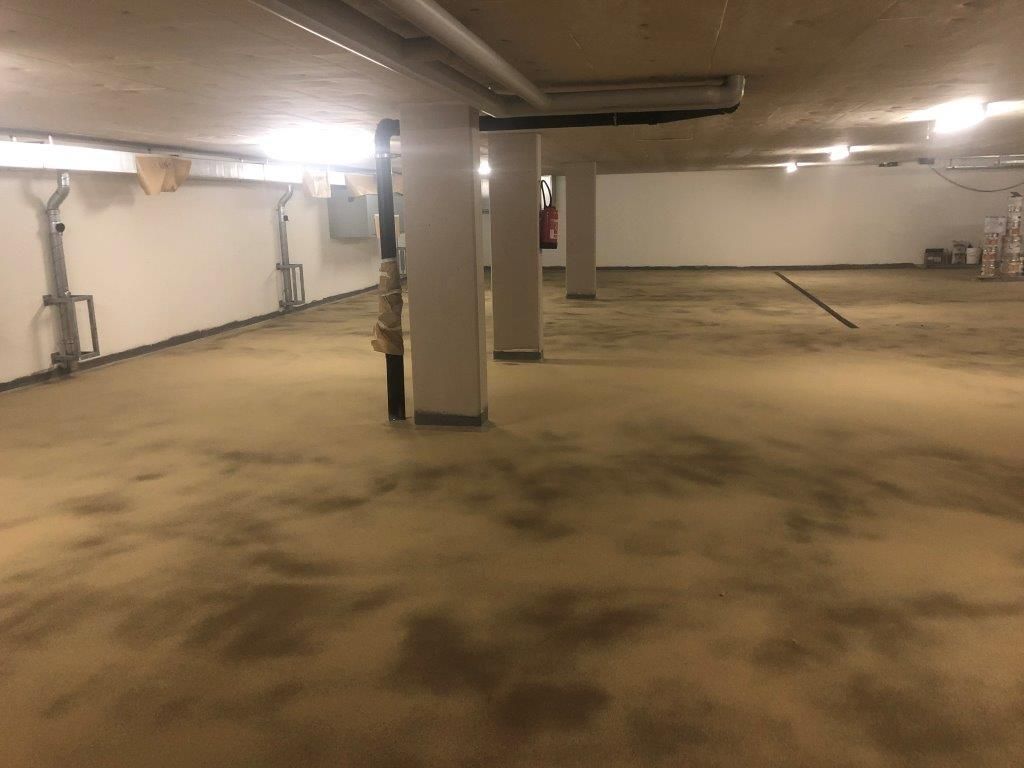 Bodenbeschichtung von Pregiotec - Bodentechnik & Hauswartungen für Garage