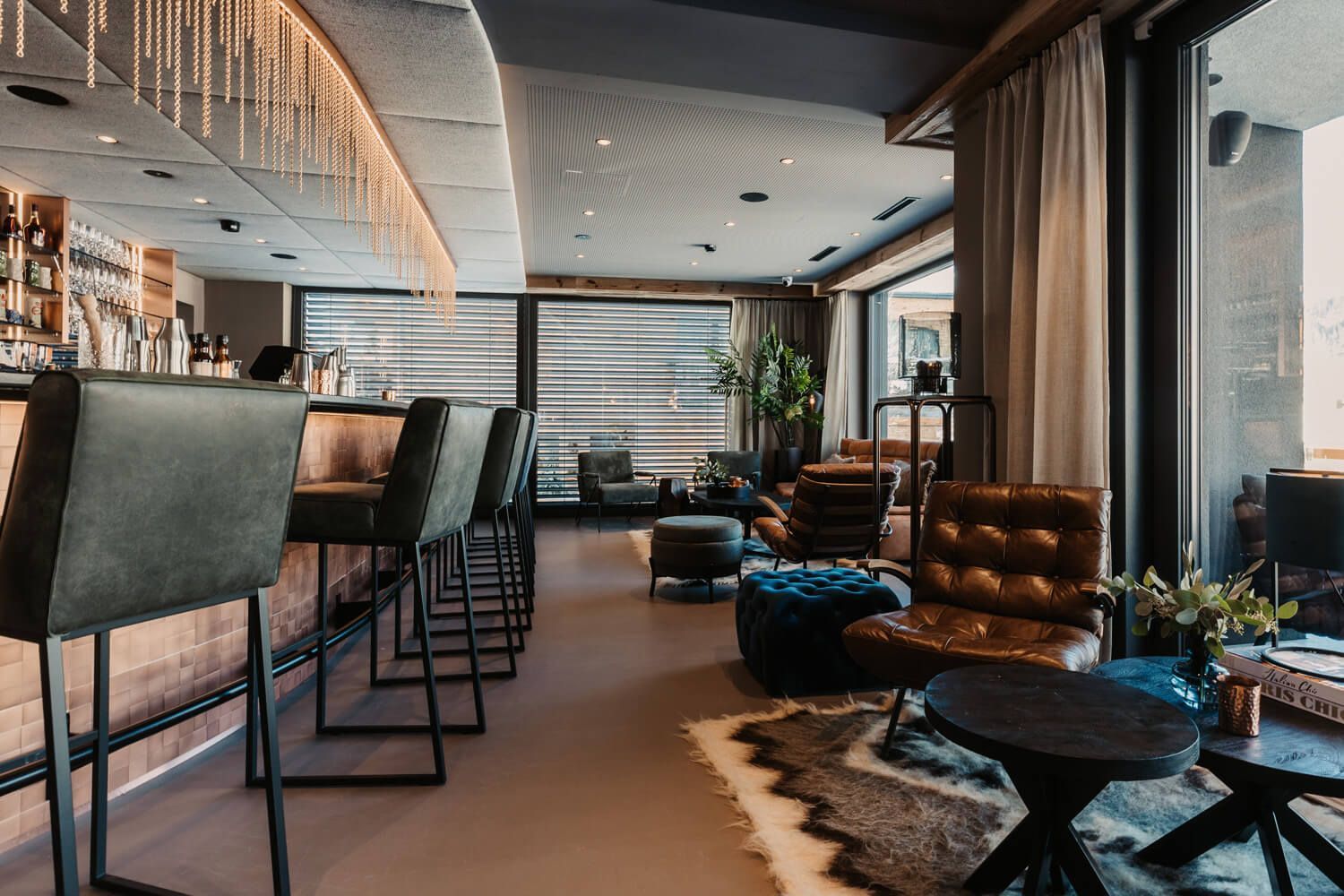 Bodenbeschichtung von Pregiotec - Bodentechnik & Hauswartungen für eine Bar