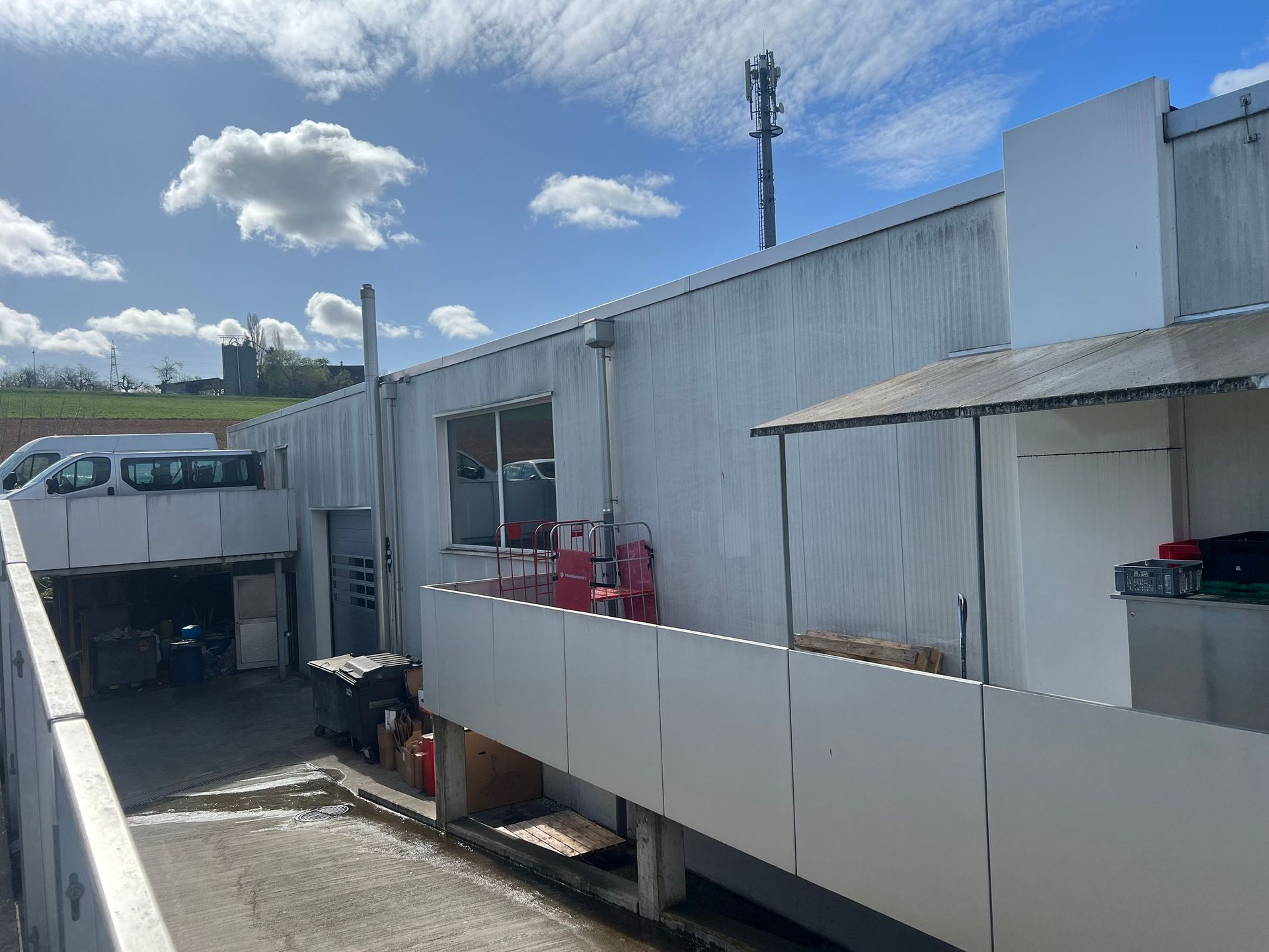 Bodenbeschichtung von Pregiotec - Bodentechnik & Hauswartungen