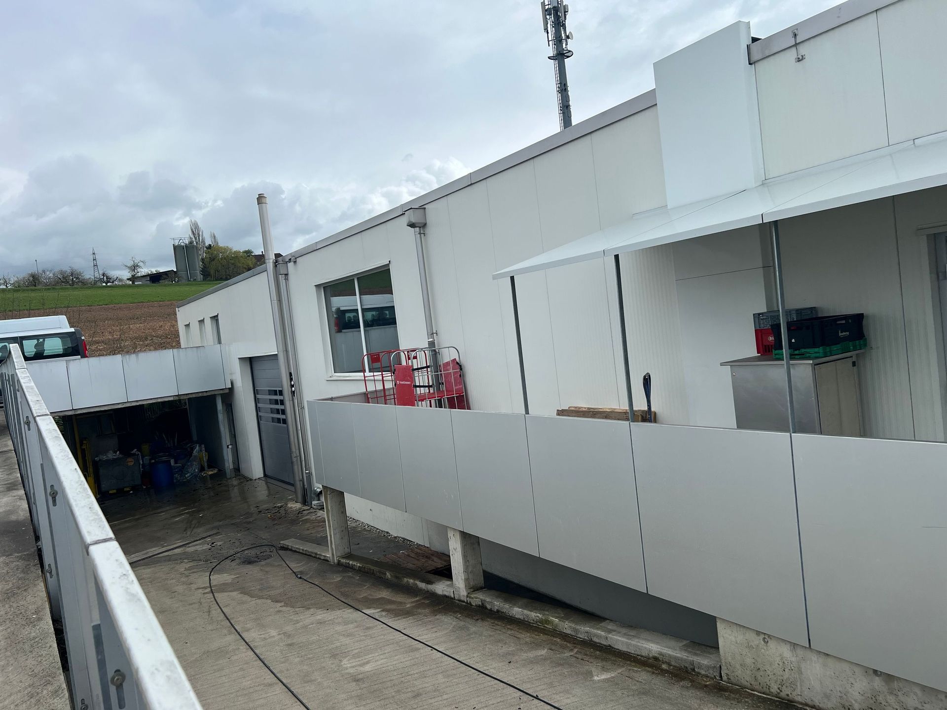 Bodenbeschichtung von Pregiotec - Bodentechnik & Hauswartungen