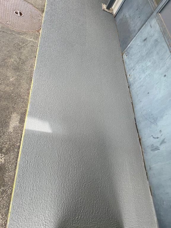 Bodenbeschichtung draussen von Pregiotec - Bodentechnik & Hauswartungen