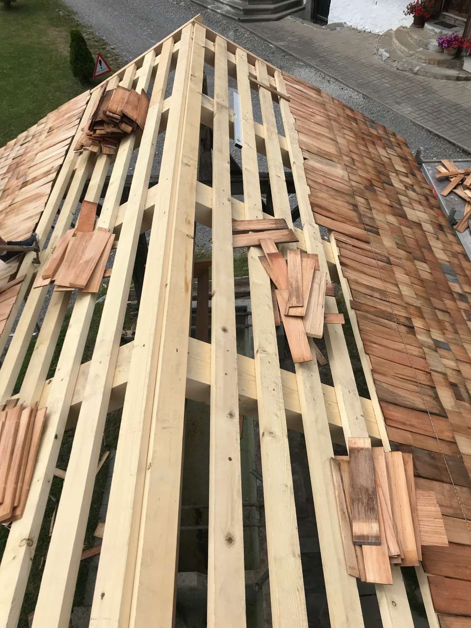 charpente en bois en construction