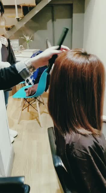 Divinas Peluquería y Estética