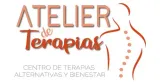 Logo de &ldquo;Atelier de Terapias&rdquo; en tonos naranja y marr&oacute;n, con silueta de perfil y texto &ldquo;Centro de terapias alternativas y bienestar&rdquo;