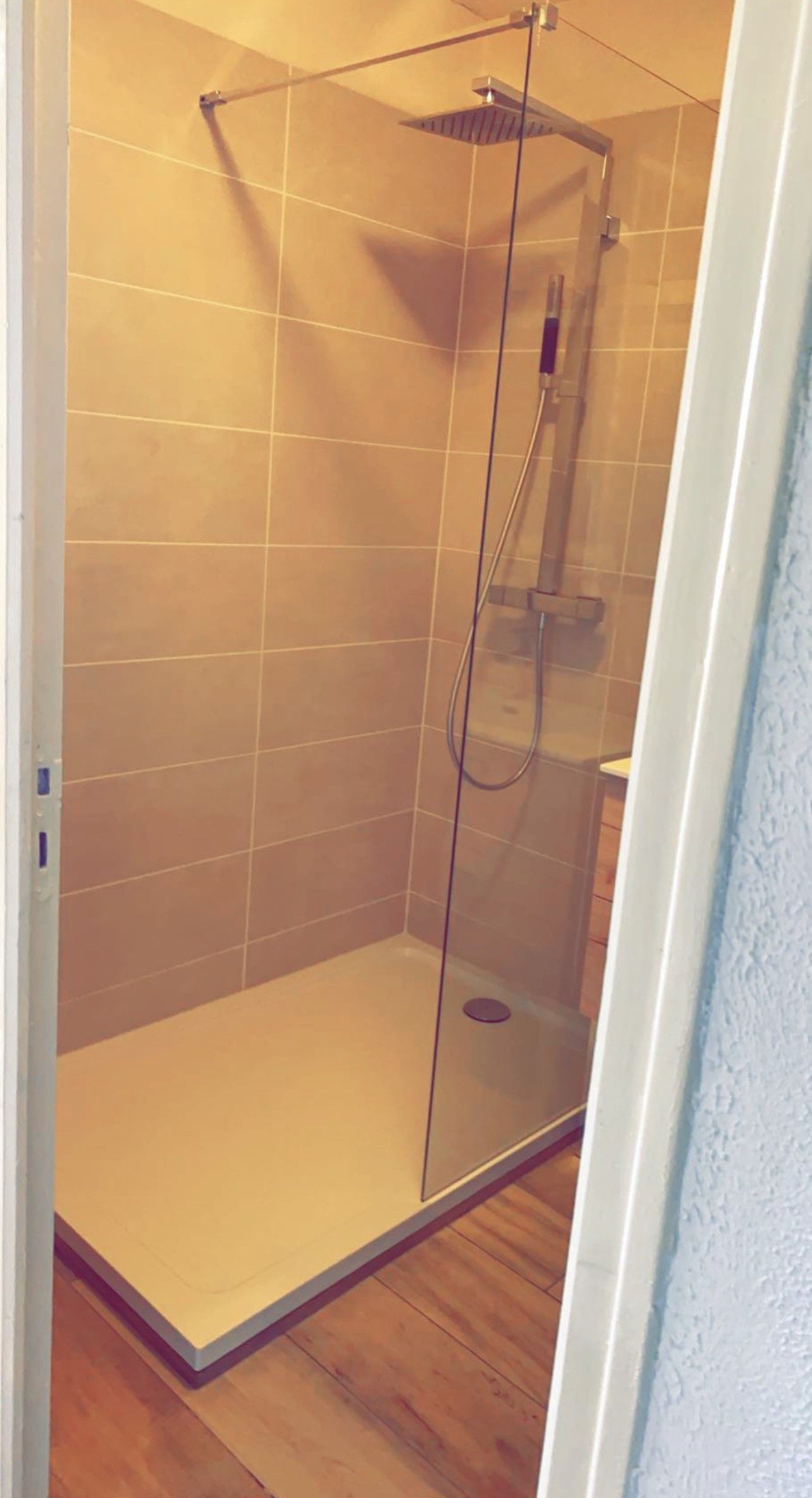 Bac à douche et parois