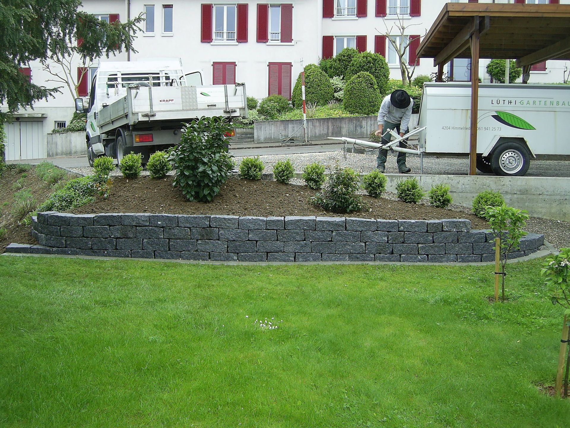 Mauer - Lüthi Gartenbau GmbH