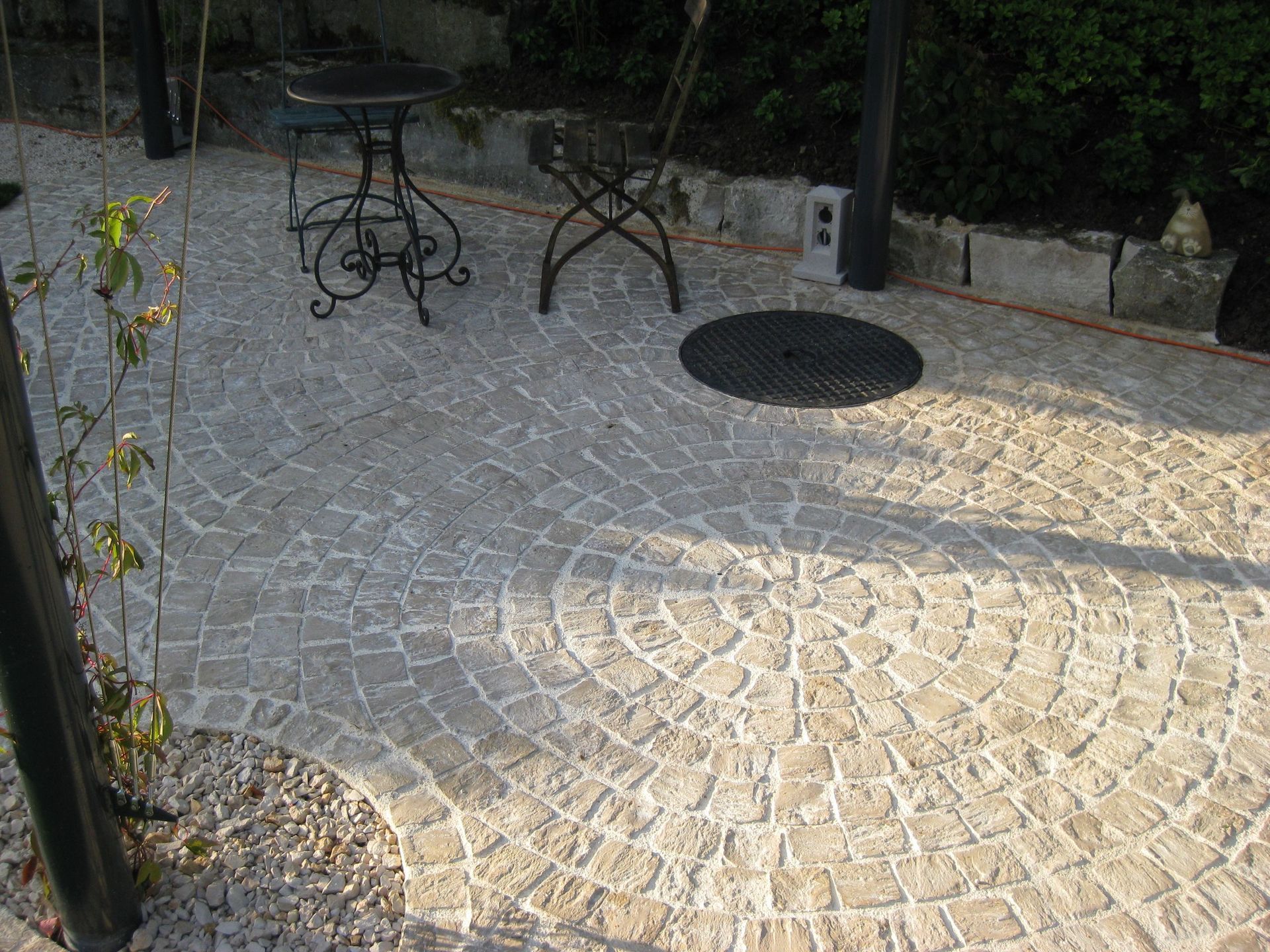 Natursteinbelag - Lüthi Gartenbau GmbH