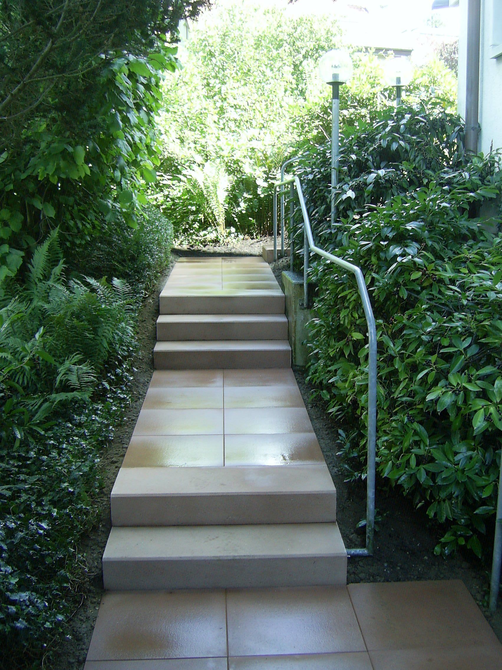 Hauszugang - Lüthi Gartenbau GmbH