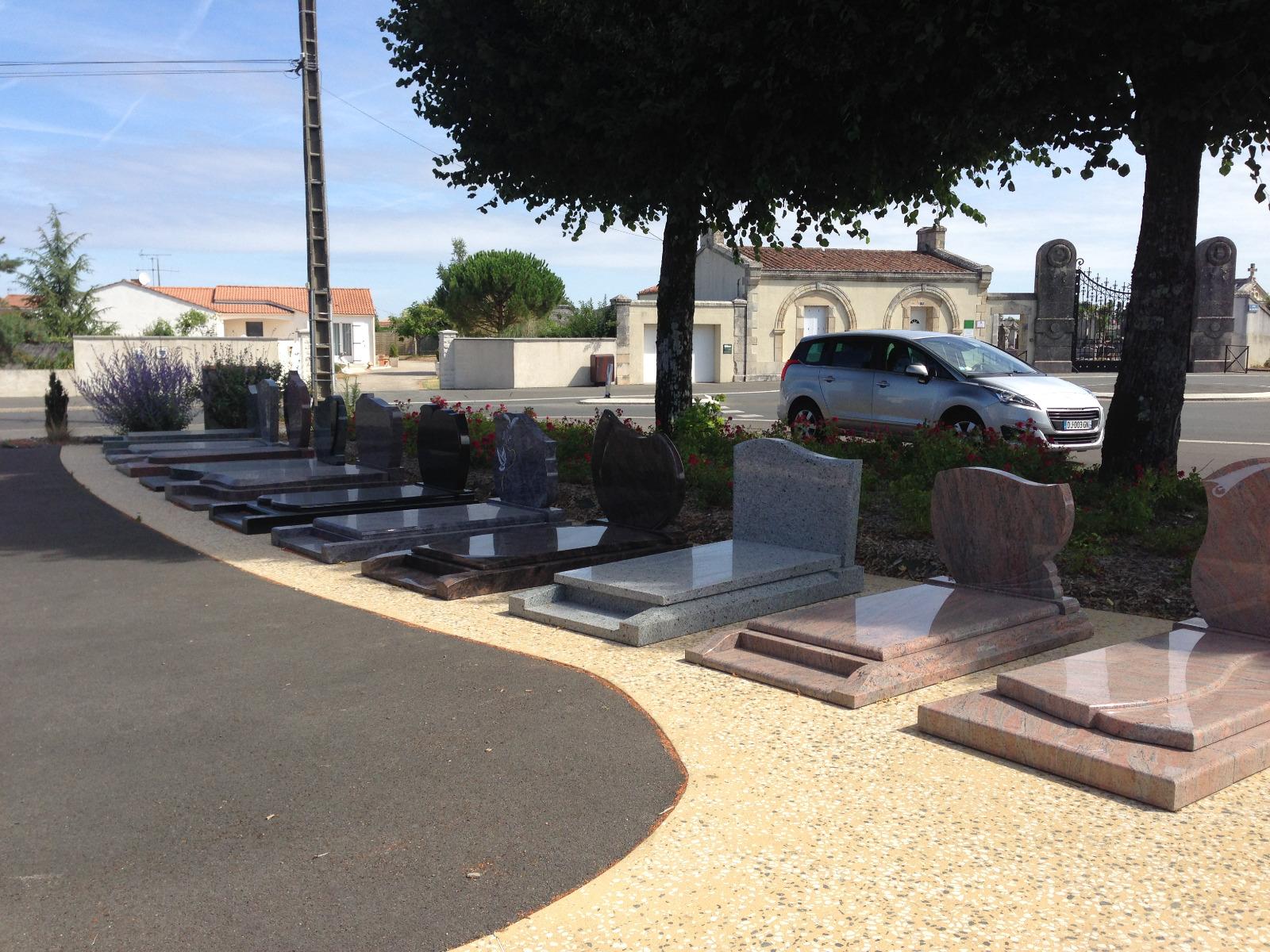 Exposition monuments funéraires