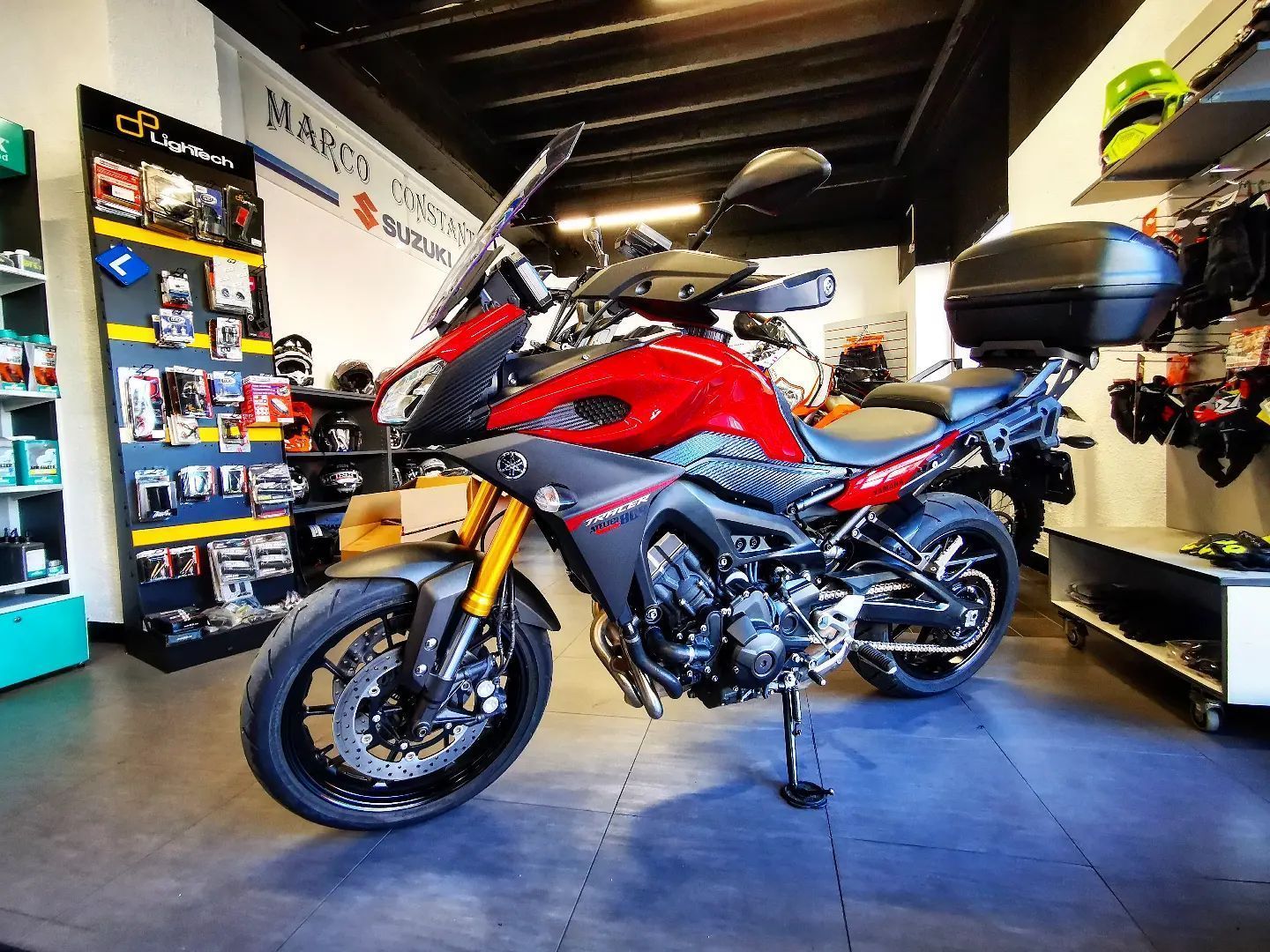 Service moto - Atelier 808