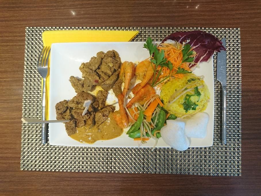 Plat principal - Ratu Bali