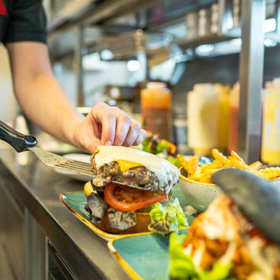 Restaurant Bowling-Center – Marcus Pfeffereder