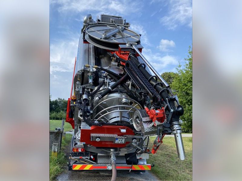 Spezialfahrzeuge zur Abfallentsorgung von Schlegel Entsorgung aus München 