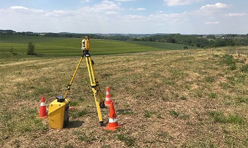 Vermessungsarbeiten für die A44