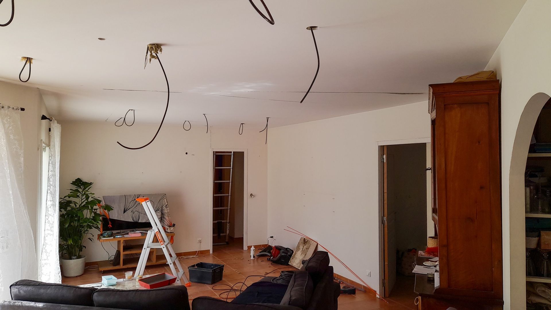 Rénovation d'électricité dans une pièce à vivre