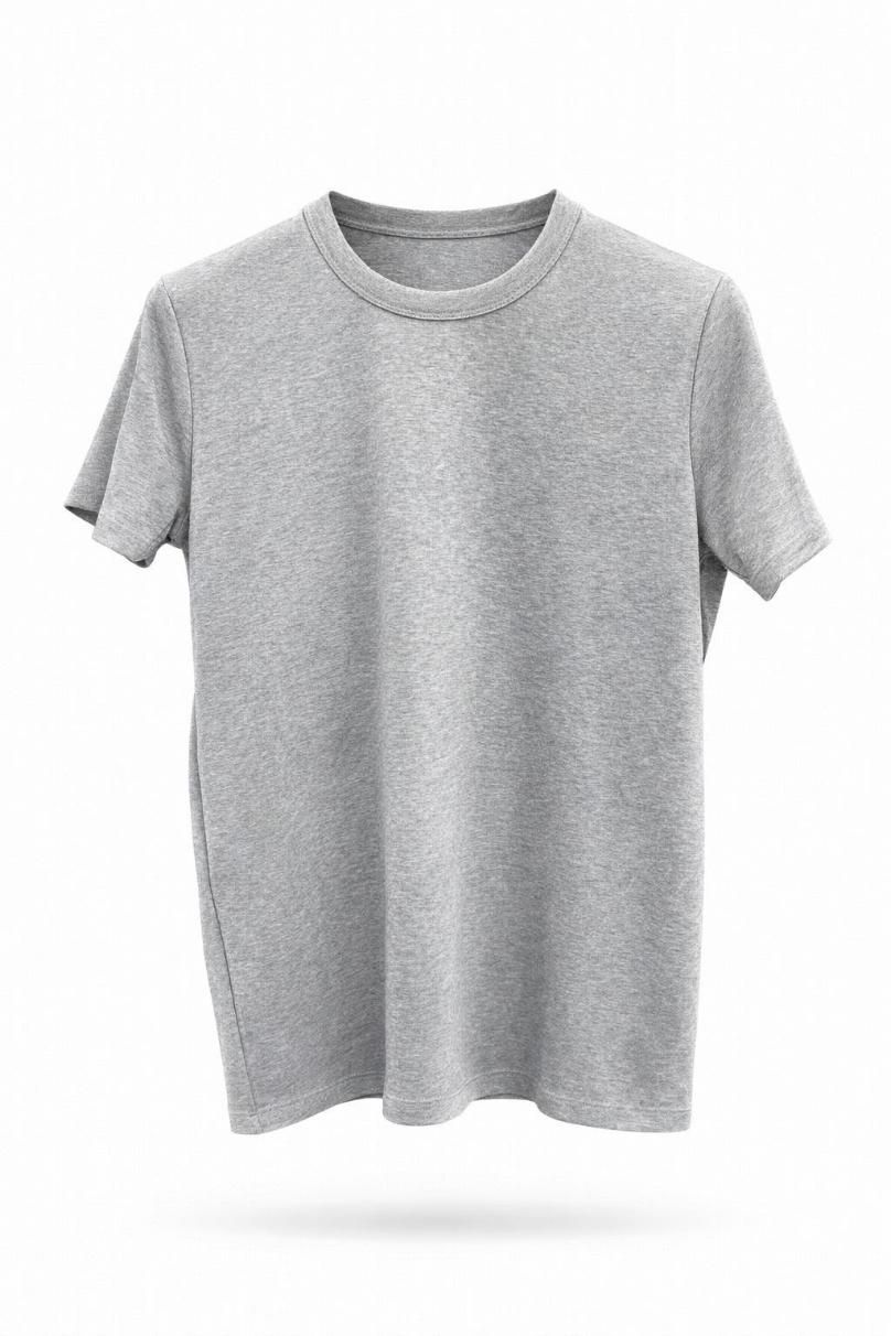 Camiseta gris de manga corta y cuello redondo sobre fondo blanco.