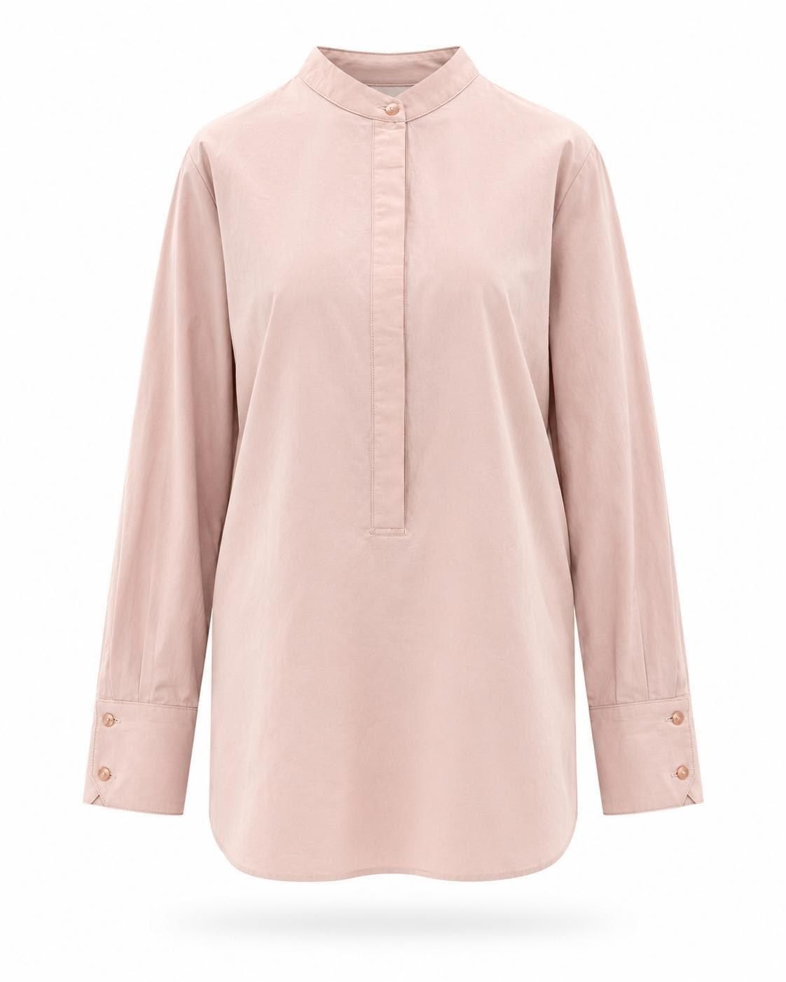 Blusa túnica rosa claro de manga larga con cuello mao y puños abotonados sobre fondo blanco.