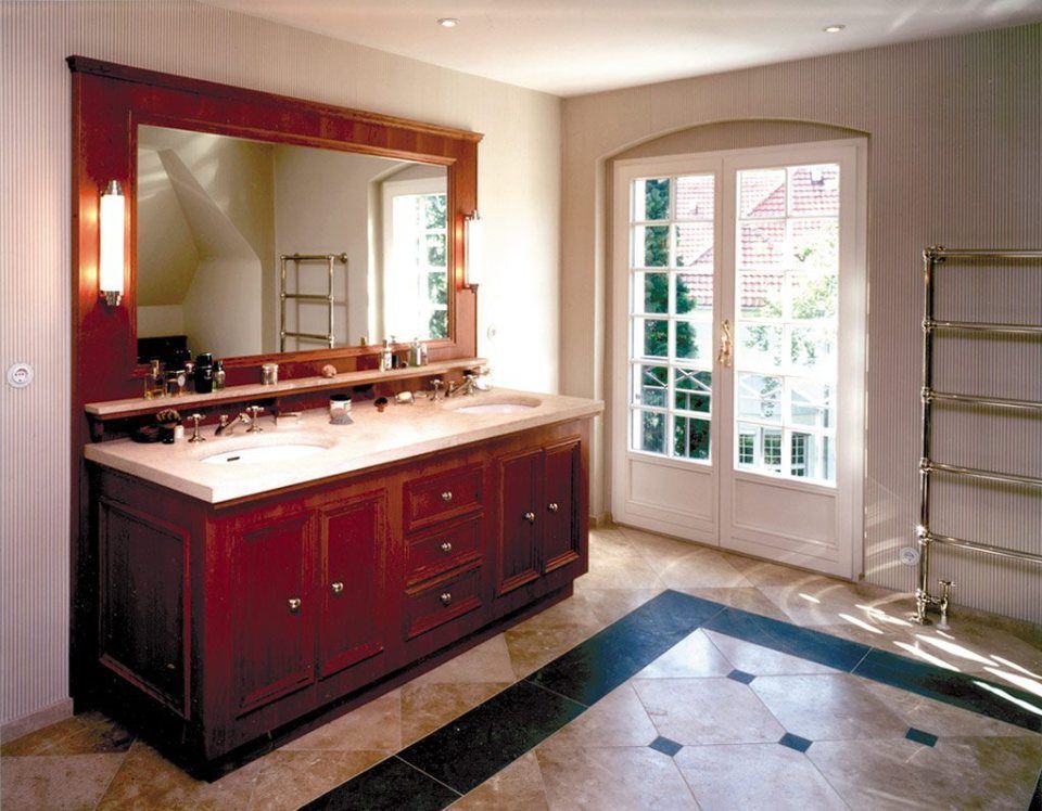 Kschier Ladenbau Innenausbau Möbelbau