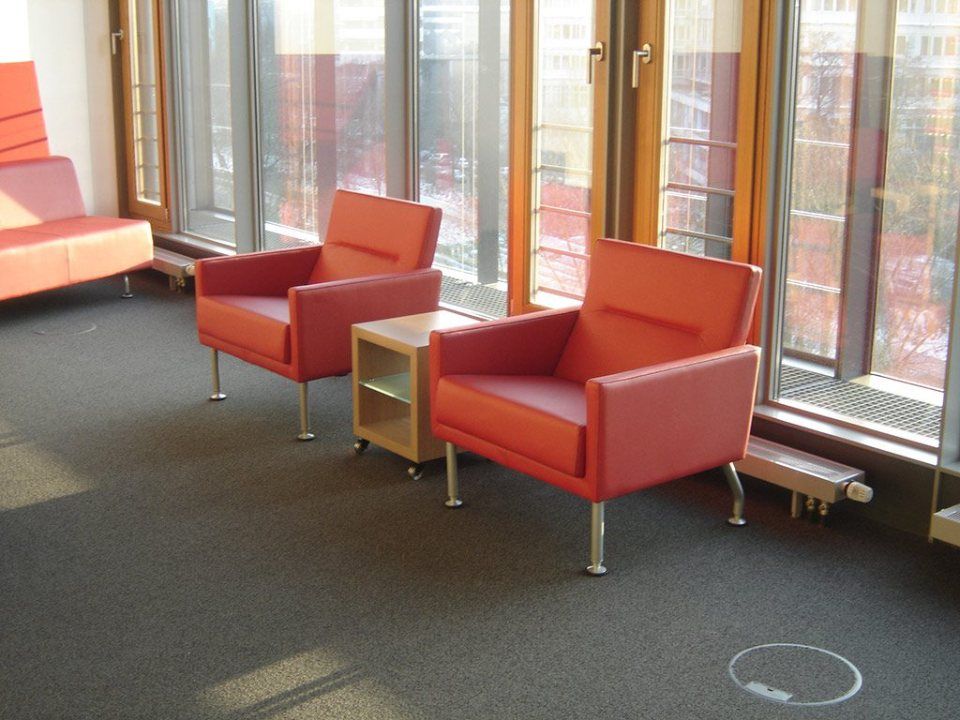 Kschier Ladenbau Innenausbau Möbelbau