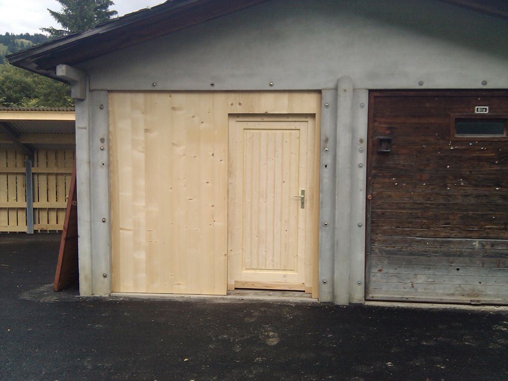 Schopfer Holzbau & Bedachungen in Erlenbach im Simmental