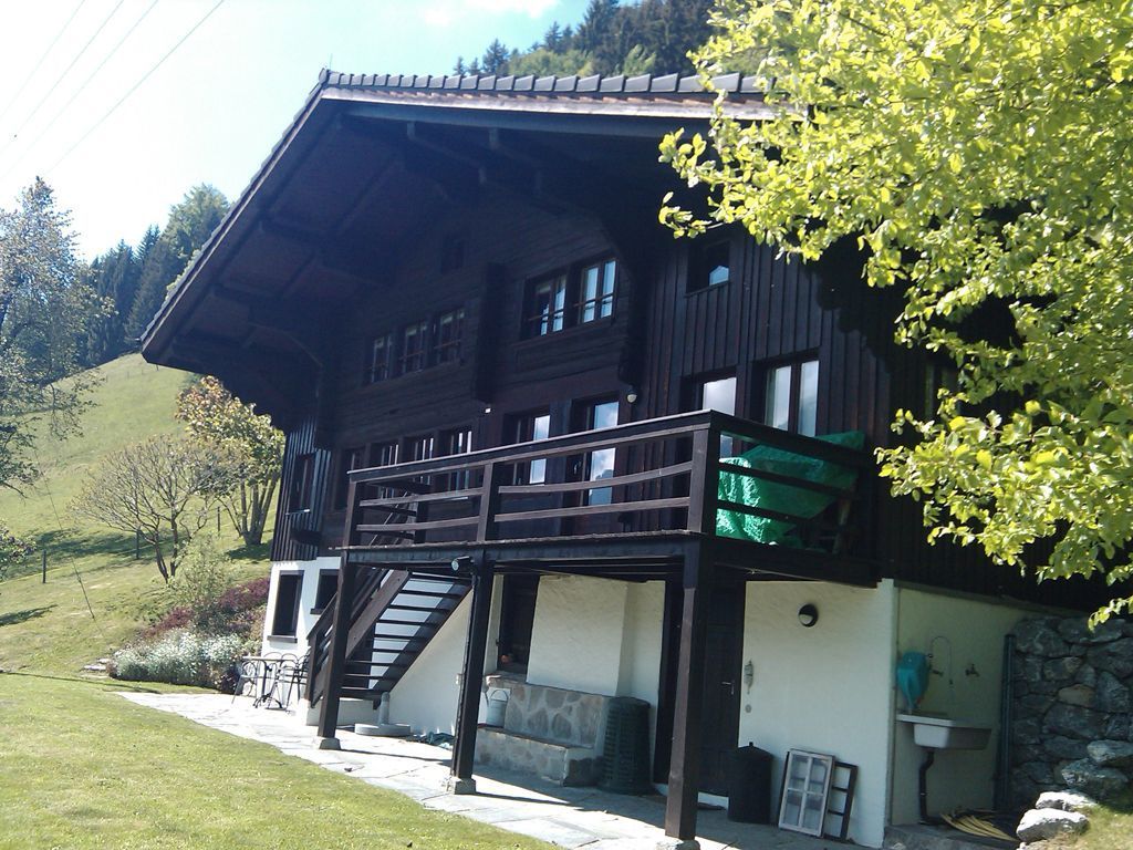 Schopfer Holzbau & Bedachungen in Erlenbach im Simmental