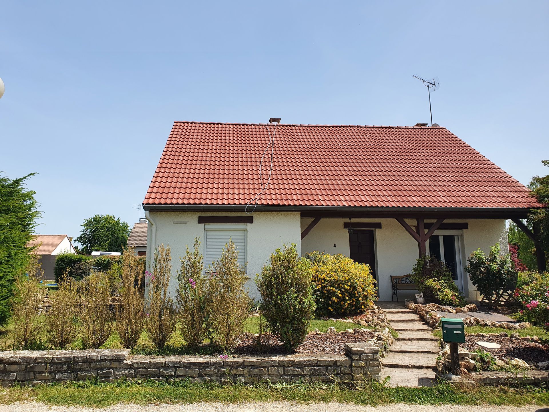 Toit après démoussage.