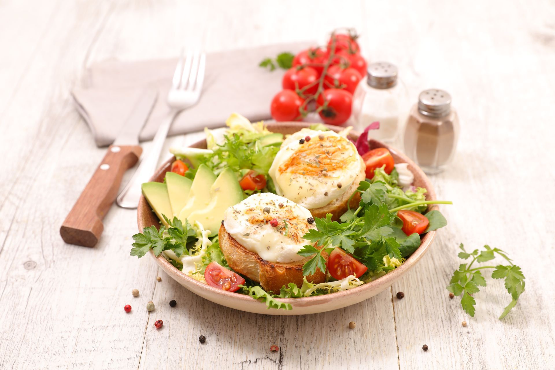 Salade de chèvre chaud