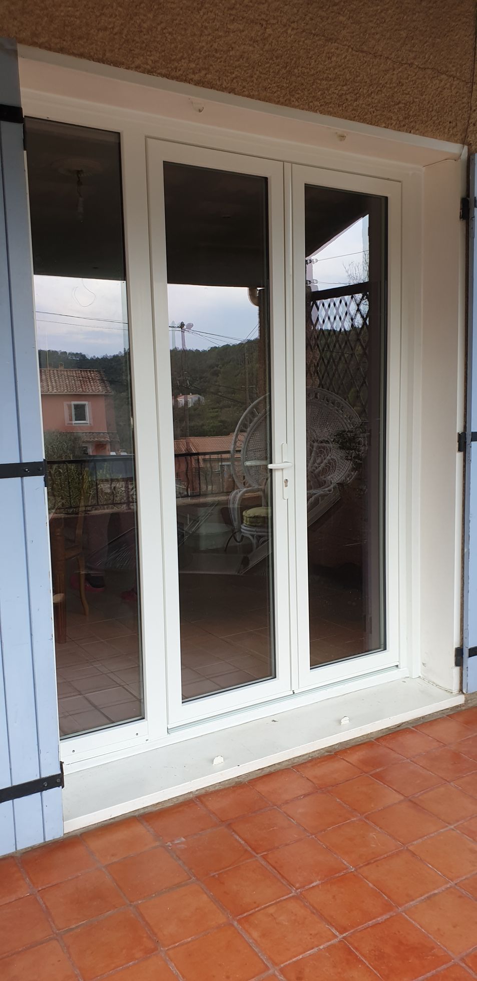 Porte-fenêtre PVC 2 vantaux ouvrants