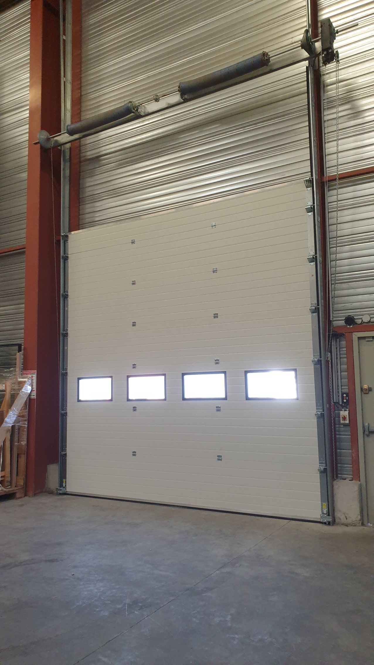 Porte sectionnelle marron