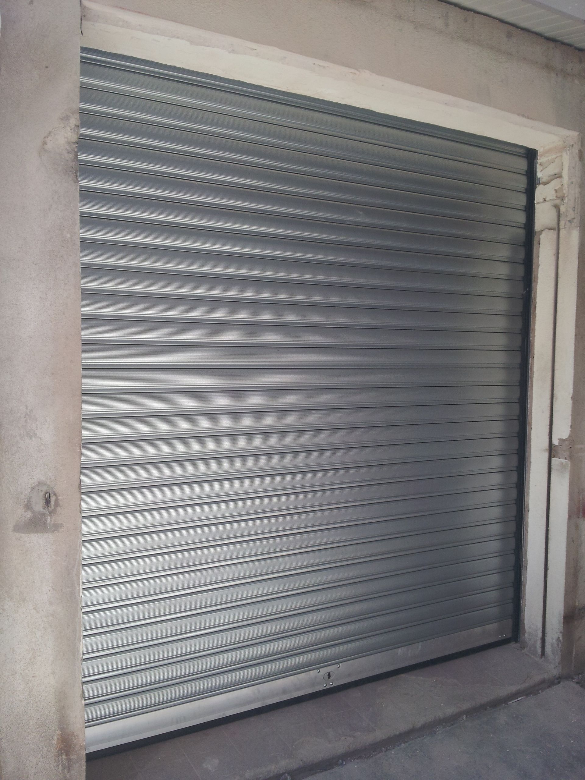 Rideau métallique galvanisé