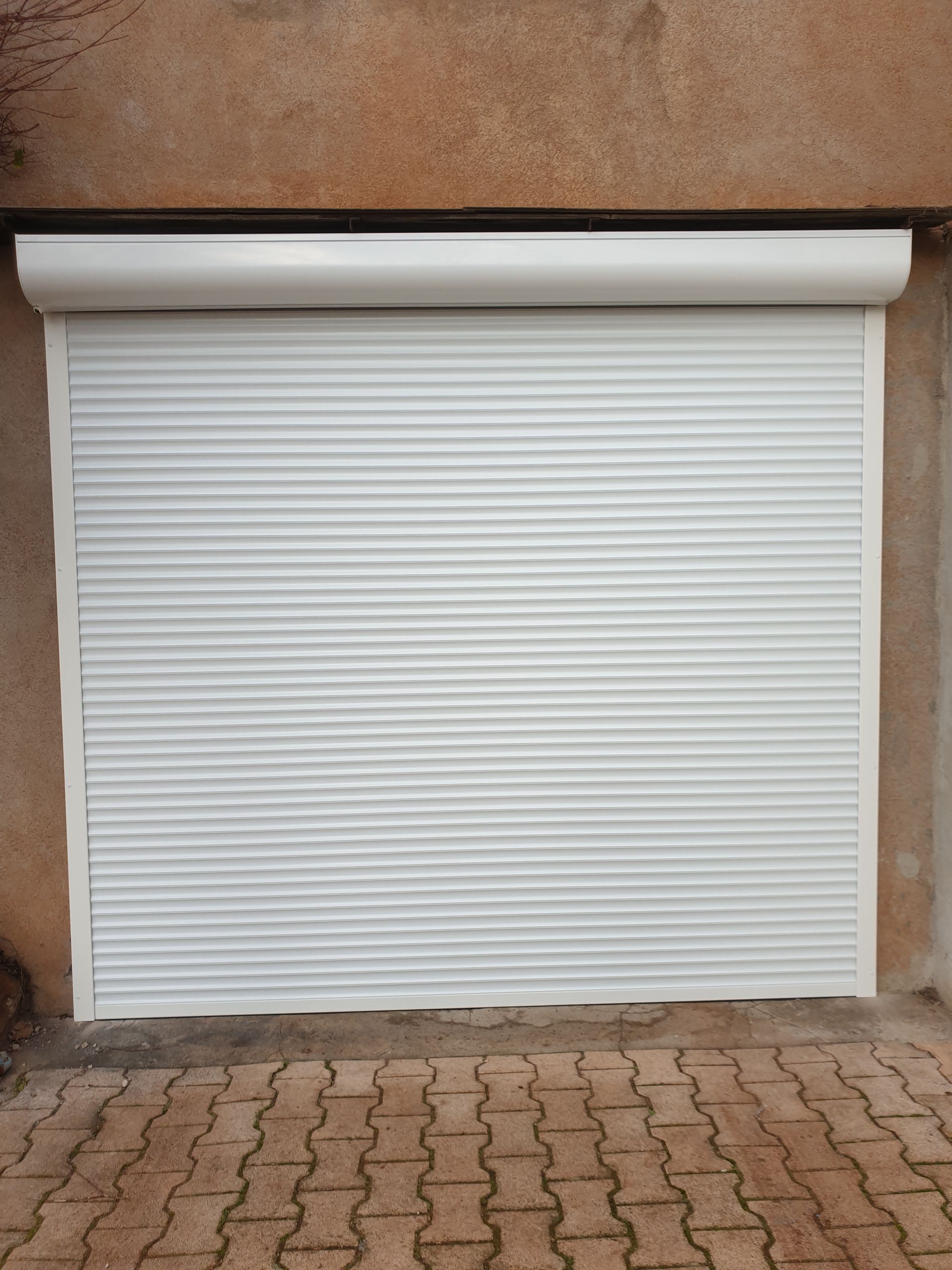 Volet roulant aluminium blanc