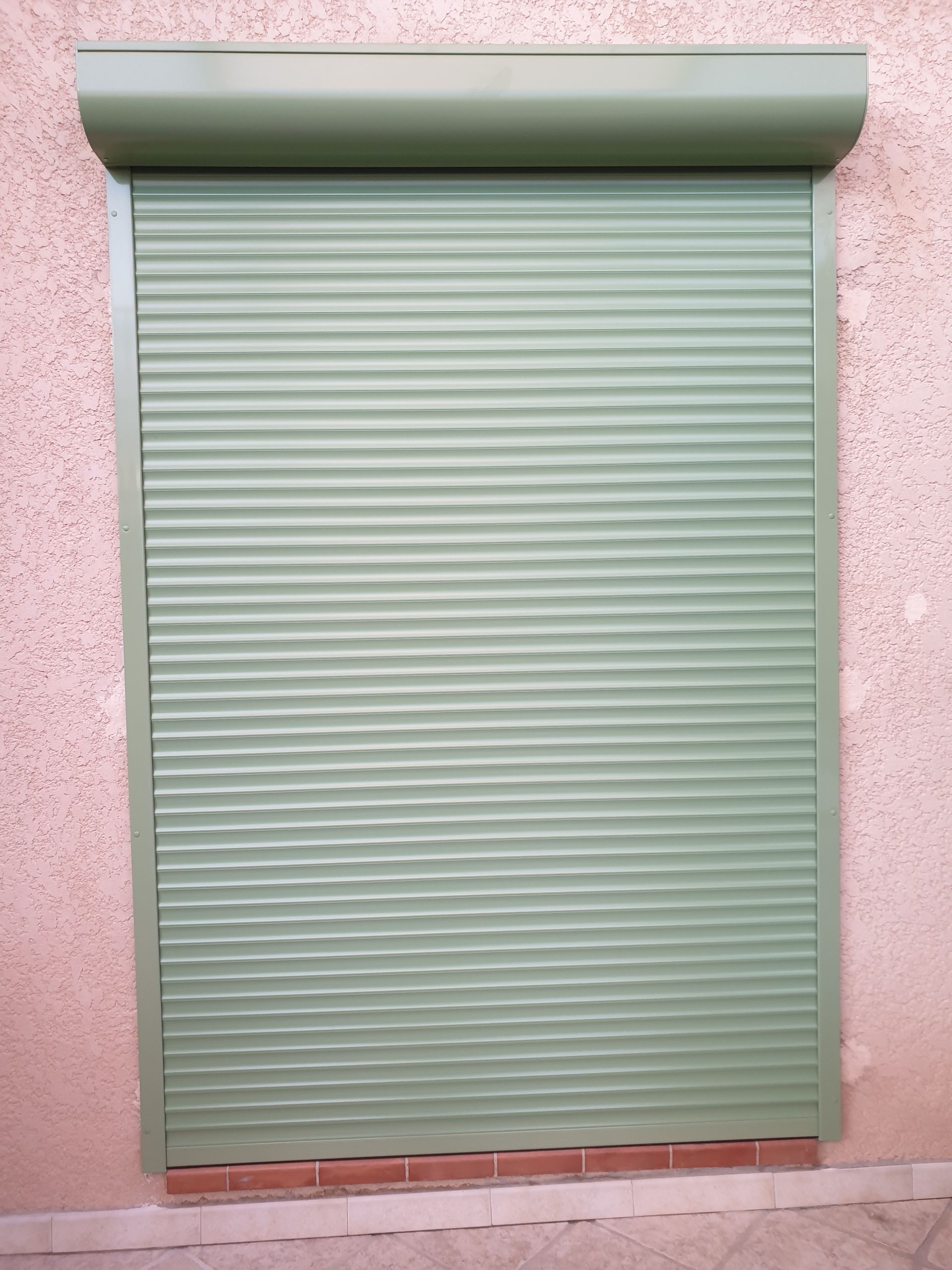 Volet roulant laqués