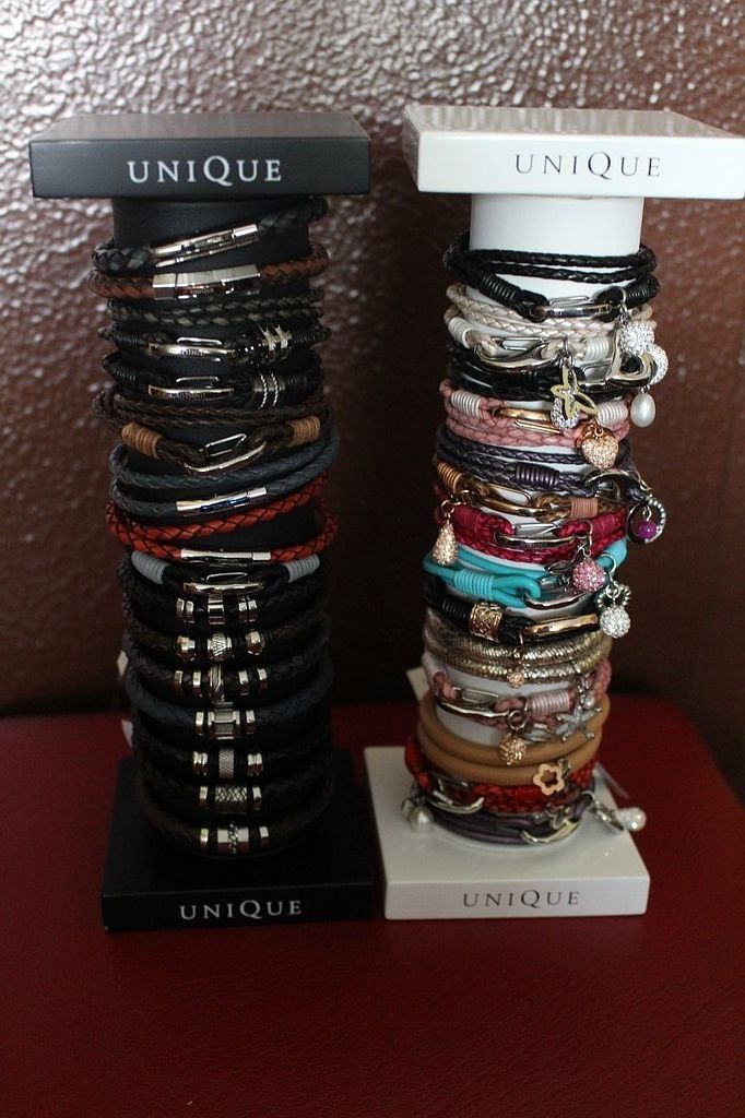 Armbänder - M. Theiler in Uster