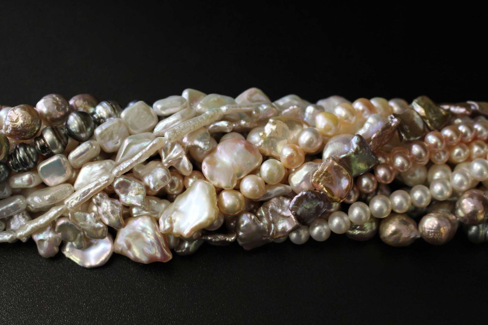 Perlen, Schmckgeschäft - M. Theiler in Uster