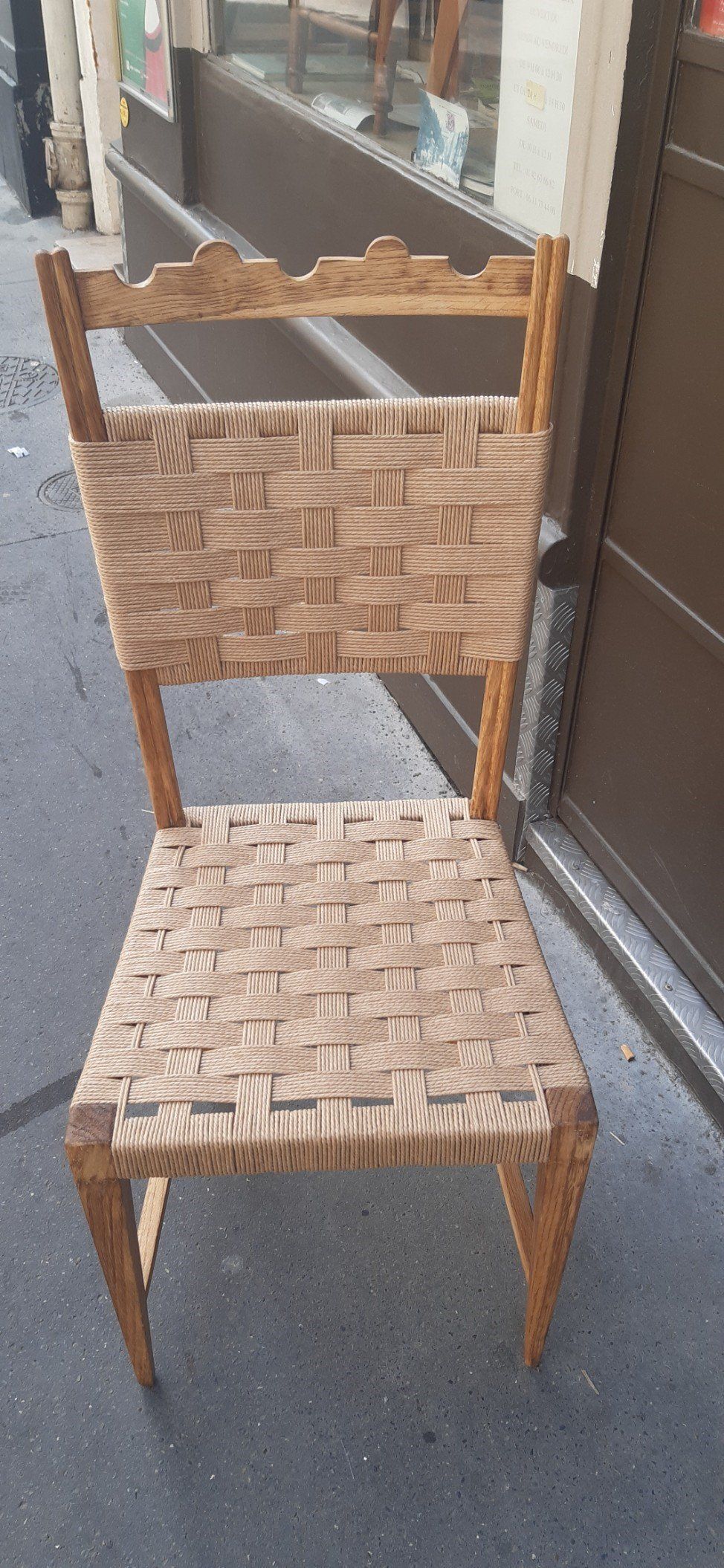 Cannage chaise de près