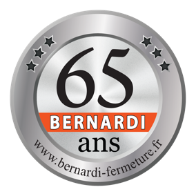 Vers contact Insigne argenté : « 65 Bernard ans ». Adresse du site web en bas : www.bernardi-fermeture.fr.