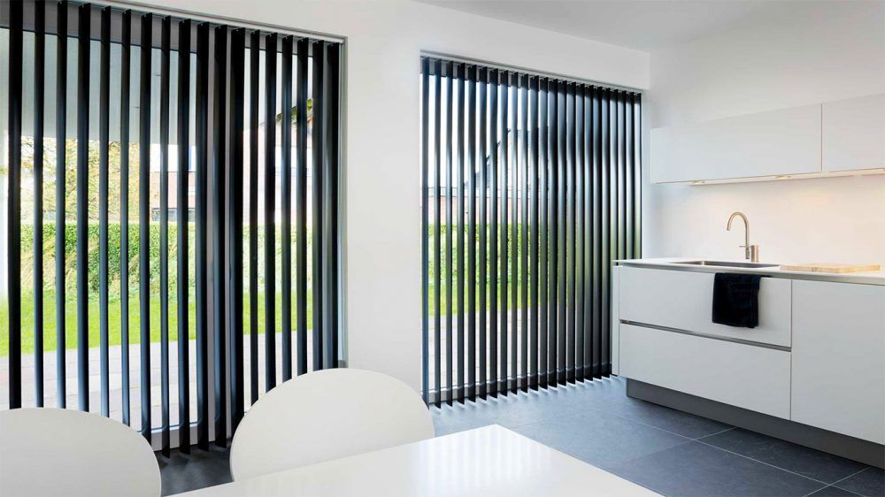 Stores bandes verticales